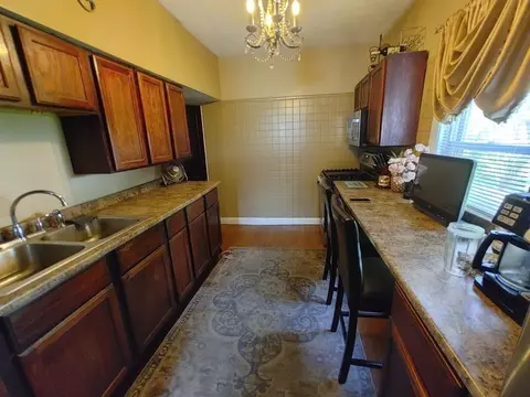 156 Bogle St, Fall River, MA 02723 photo 11
