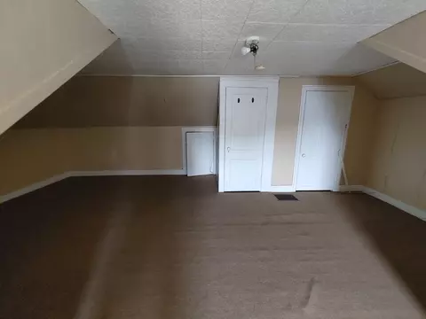 156 Bogle St, Fall River, MA 02723 photo 36