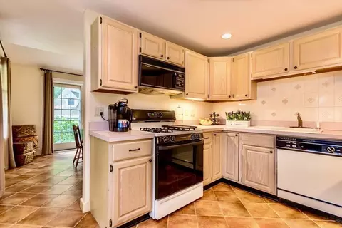 1 Hampton Ct #1, Mashpee, MA 02649 photo 13