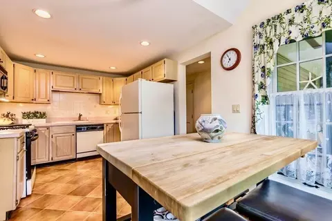 1 Hampton Ct #1, Mashpee, MA 02649 photo 11