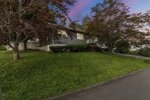 24 N Boylston St, Lawrence, MA 01841