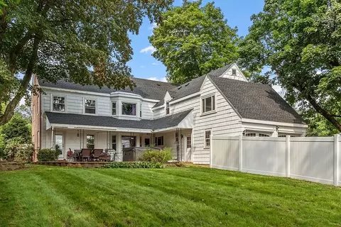 4 Comee St, Gardner, MA 01440 photo 2