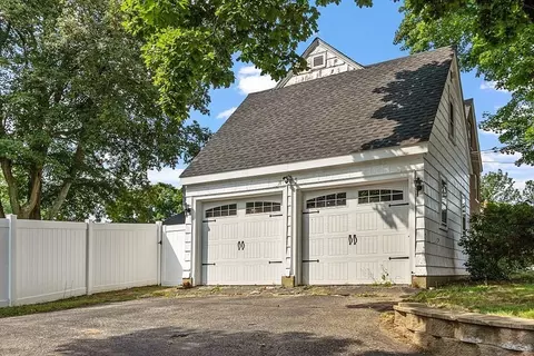 4 Comee St, Gardner, MA 01440 photo 5