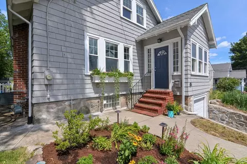 45 Youngs Rd, Dedham, MA 02026 photo 2