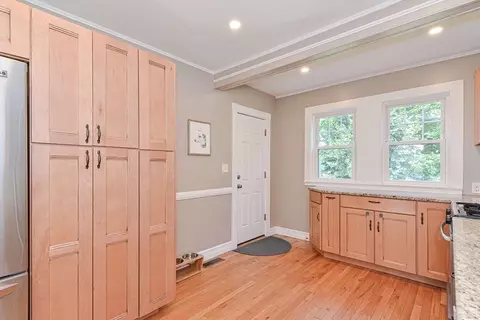 45 Youngs Rd, Dedham, MA 02026 photo 8