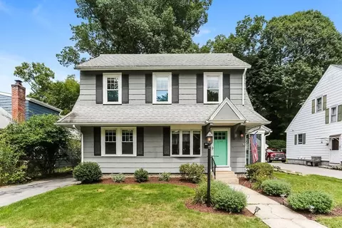 130 Edgewood Ave, Longmeadow, MA 01106