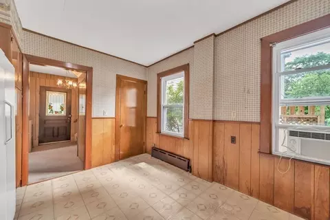 178 Dickinson St, Springfield, MA 01108 photo 11