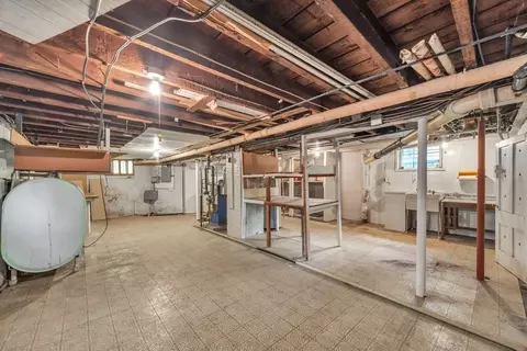 178 Dickinson St, Springfield, MA 01108 photo 40