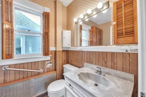 178 Dickinson St, Springfield, MA 01108 photo 26