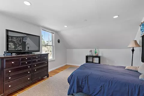 29 Canterbury Dr, Reading, MA 01867 photo 17