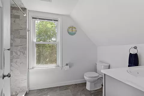 29 Canterbury Dr, Reading, MA 01867 photo 20