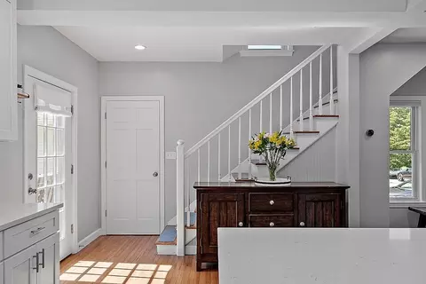 29 Canterbury Dr, Reading, MA 01867 photo 10