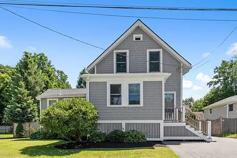29 Canterbury Dr, Reading, MA 01867 photo 24