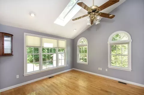 300 Plain St, Hanover, MA 02339 photo 14