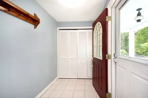 300 Plain St, Hanover, MA 02339 photo 9
