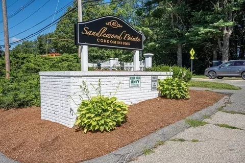 45 Macy St #A301, Amesbury, MA 01913