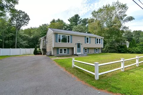 145 Princess Kate Cir, Taunton, MA 02780
