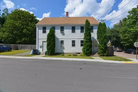 124-126 Canal St, Blackstone, MA 01504