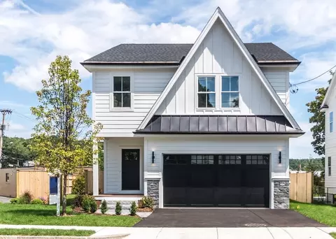 65 Beaver St, Waltham, MA 02453