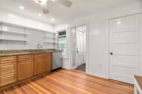 27 Elm St, Maynard, MA 01754 photo 20