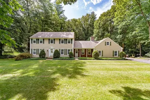 51 Crescent Cir, Westfield, MA 01085