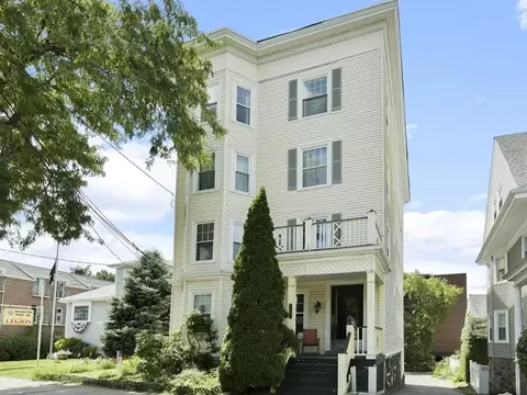 374 Massachusetts Ave #4, Arlington, MA 02474