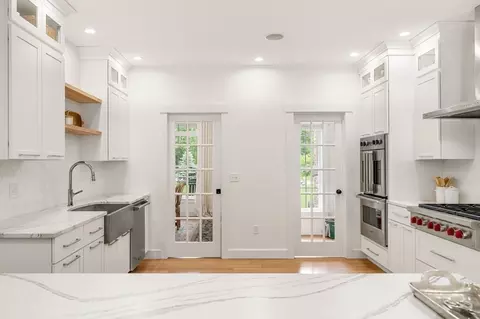 68 School St, Dunstable, MA 01827 photo 9