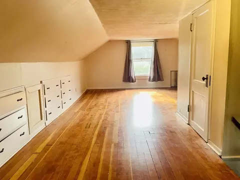 27 Gillette Ave, Springfield, MA 01118 photo 13
