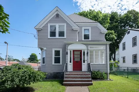 60 Goddard St, Quincy, MA 02169