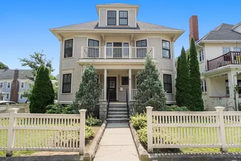 88 Perkins St #2, Boston, MA 02130