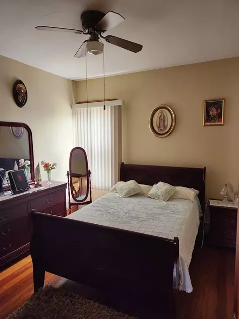 126 King St, Fall River, MA 02724 photo 5