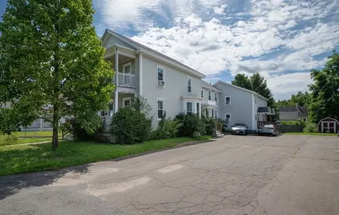 26 High St, Easthampton, MA 01027 photo 2