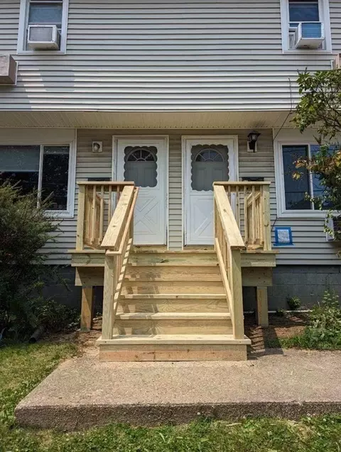 26 High St, Easthampton, MA 01027 photo 8