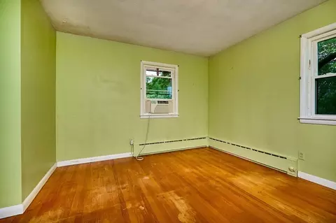 16 Paul St, Easthampton, MA 01027 photo 13