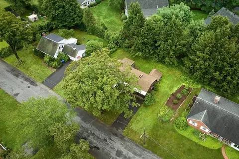 16 Paul St, Easthampton, MA 01027 photo 26