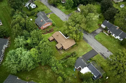 16 Paul St, Easthampton, MA 01027 photo 29
