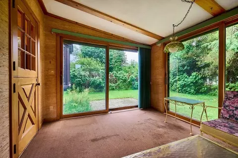 16 Paul St, Easthampton, MA 01027 photo 10