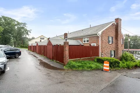 274 Main St #3A, Acton, MA 01720