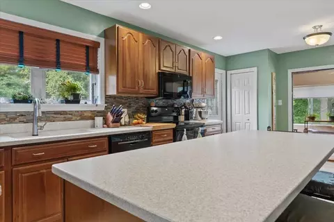 43 Nyland St, Worcester, MA 01607 photo 14