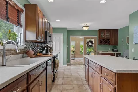 43 Nyland St, Worcester, MA 01607 photo 15