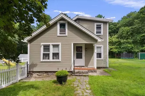 43 Nyland St, Worcester, MA 01607 photo 2