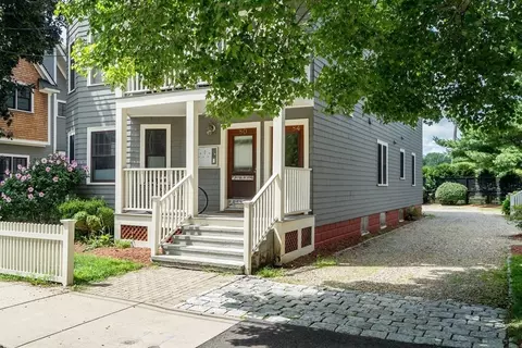 84 Clifton St #84, Cambridge, MA 02140