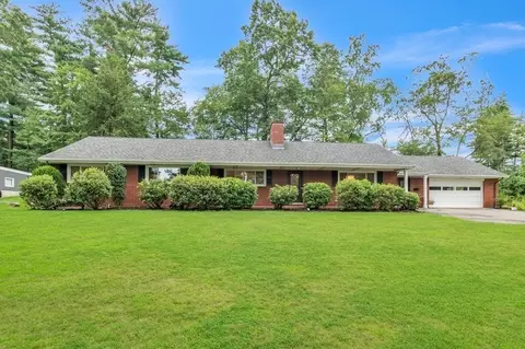 387 Williams St, Longmeadow, MA 01106