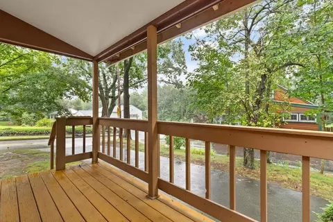53 Willow, Reading, MA 01867 photo 4