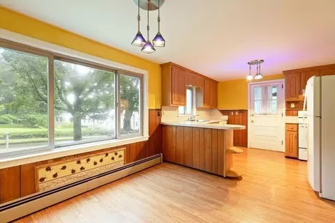53 Willow, Reading, MA 01867 photo 9