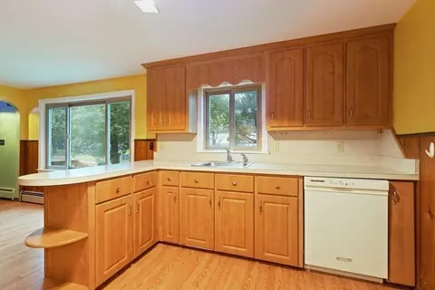 53 Willow, Reading, MA 01867 photo 8