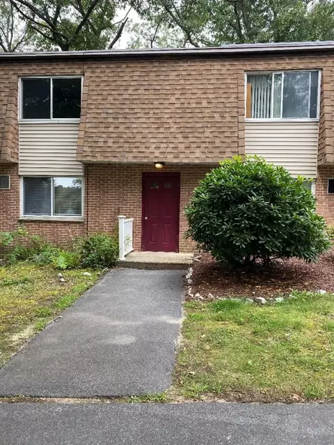 244 18th St #4, Dracut, MA 01826