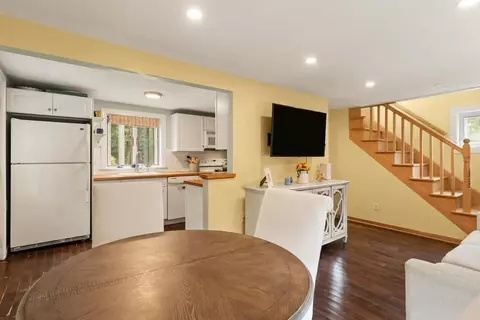 23 Vale Rd, Wakefield, MA 01880 photo 9