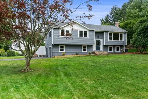 5 Fruit St, Ashland, MA 01721
