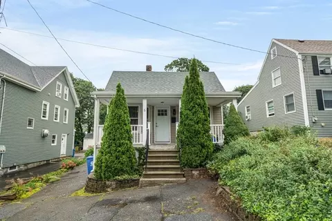 6 Herbert St, Wakefield, MA 01880 photo 4